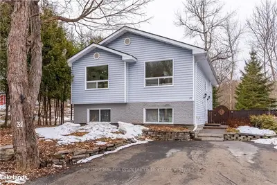 34 TOWN LINE Road W, Huntsville, ON P1H 2N6