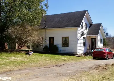 1379 IRISH LINE Road, Dysart et al, ON K0M 1S0