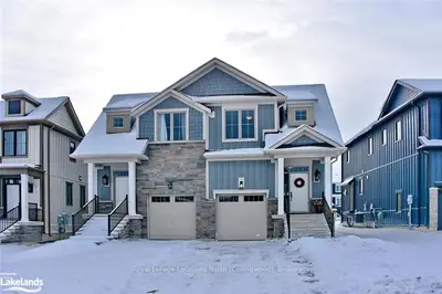 210 COURTLAND Street, Blue Mountains, ON L9Y 4E2