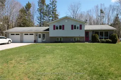 49 Cape Hurd Road, Northern Bruce Peninsula, On N0h 2r0
