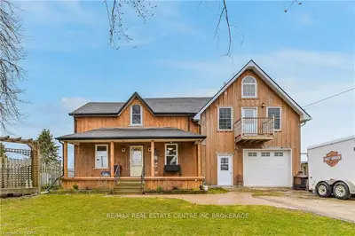 620 Queen Street W, Wellington North, On N0g 2l1