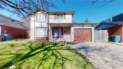 Detached in Guelph