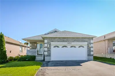 945 Gzowski Street, Centre Wellington, On N1m 3v9