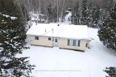 15 ORR Road, Huntsville, ON P0B 1M0