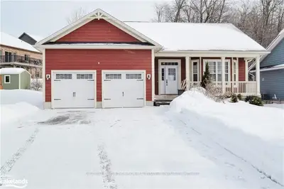37 Homestead Lane, Huntsville, On P1h 2n8