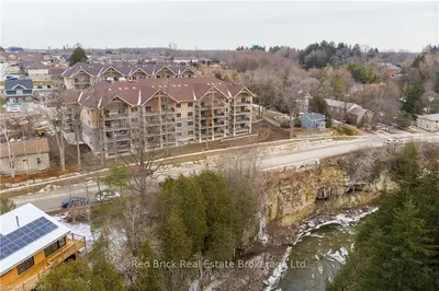 19 Stumpf Street 104, Centre Wellington, On N0b 1s0