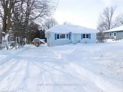 475 William Street, Wellington North, On N0g 2l3