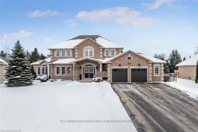 135 Delarmbro Drive, Erin, On N0b 1t0