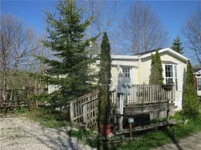 66 Lakeside Street, Wellington North, On N0g 2l0