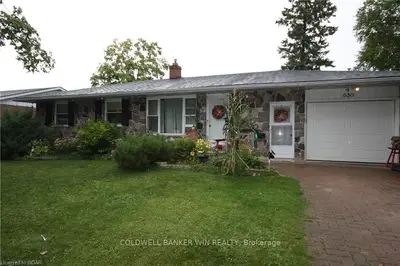630 Oakview Crescent, Wellington North, On N0g 2l2