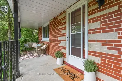 26 Woodycrest Drive, Guelph, On N1h 6e7