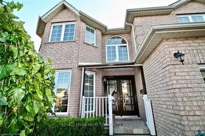 166 Elmira Road N, Guelph, On N1k 1y7