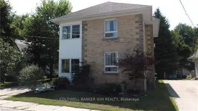 155 Elgin Street N, Wellington North, On N0g 2l0