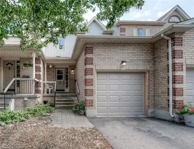 302 W College Avenue W 59, Guelph, On N1g 4t6