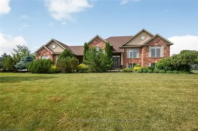 38 Armstrong Street, Erin, On N0b 1t0