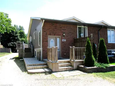 250 Gordon Street, Centre Wellington, On N1m 2w3
