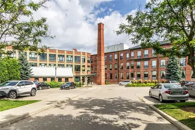 26 Ontario Street 324, Guelph, On N1e 7k1