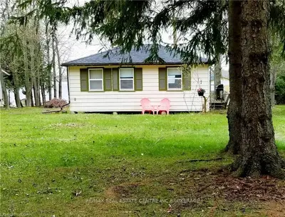 927 Ninth Street, Centre Wellington, On N0b 1j0