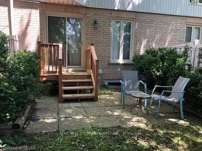 302 College Avenue W 3, Guelph, On N1g 4t6