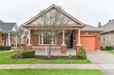 16 Amberwood Lane, Guelph, On N1g 4x7