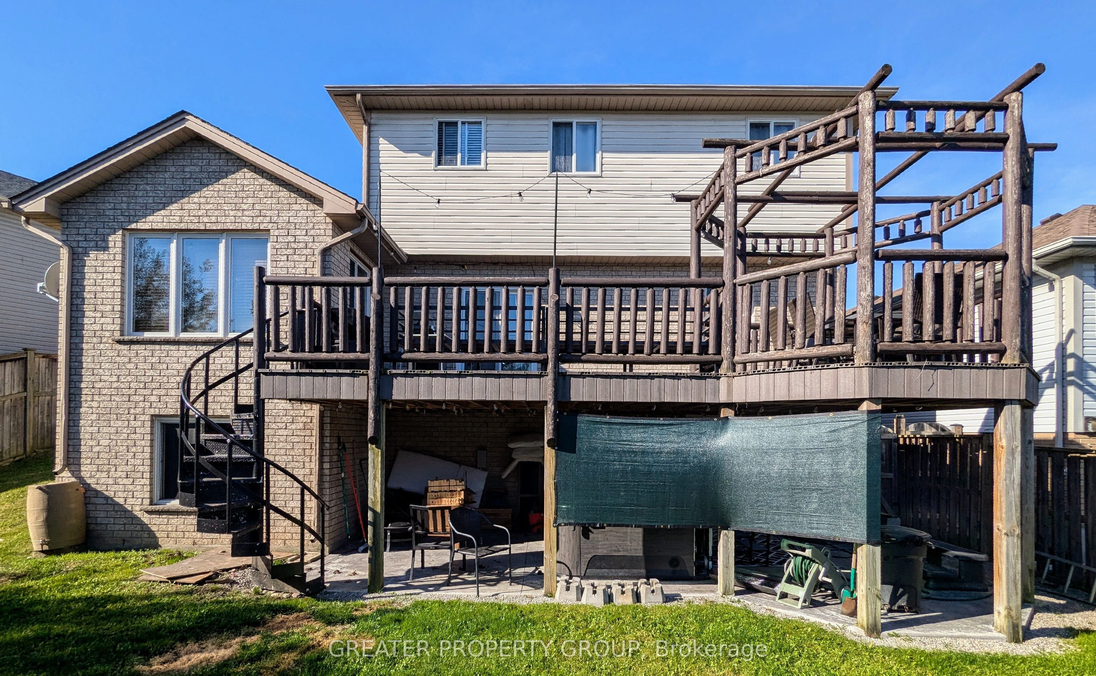 16 Lindan Street, West Lincoln, ON L0R 2A0