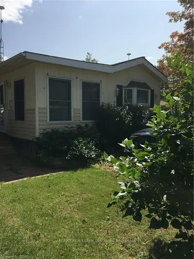 2088 Basswood Street, Centre Wellington, On N1m 2w5