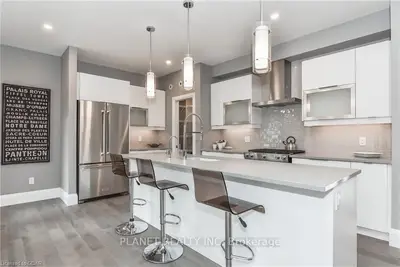 120 Lovett Lane, Guelph, On N1g 0g9