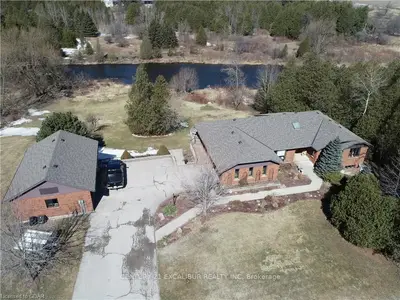 8080 Wellington Rd 18, Centre Wellington, On, N1m 2w5