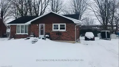 373 Smith Street, Wellington North, On N0g 1a0