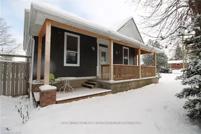 1430 8th Avenue E, Owen Sound, On N4k 3b4