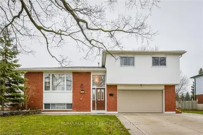 420 Elora Street, Centre Wellington, On N1m 1y8