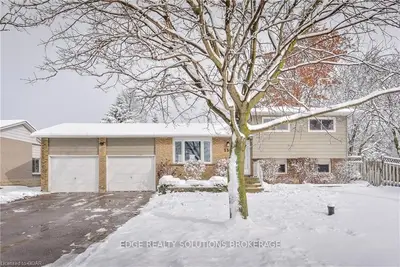 156 Wellington Rd 7, Centre Wellington, On, N0b 1s0