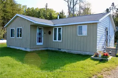 183 Warner Bay Road, Northern Bruce Peninsula, On N0h 2r0