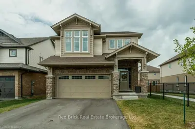 49 Aberdeen Street, Centre Wellington, On N1m 0c1