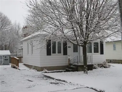244 Wellington Street W, Wellington North, On N0g 2l1