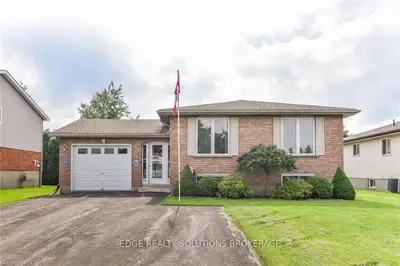 10 Eastview Drive, Wellington North, On N0g 2a0
