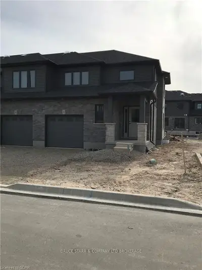 31 Lawson Street, East Luther Grand Valley, On L9w 7p1