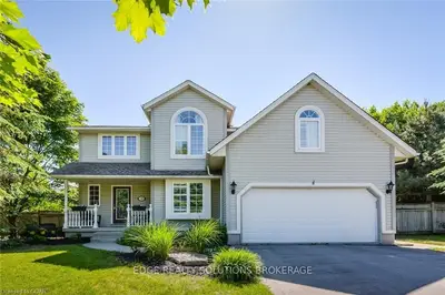 38 Frances Place, Centre Wellington, On N0b 1s0