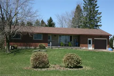 8378 Wellington 22 Road, Centre Wellington, On N0b 2ko