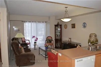 645 St. David Street 201, Centre Wellington, On N1e 4c2