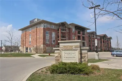 43 Waterford Drive 311, Guelph, On N1l 0j6