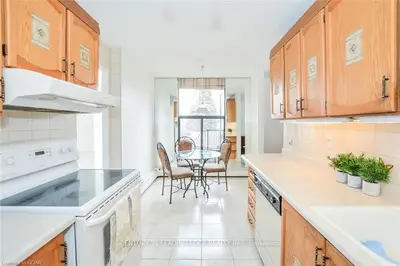 23 Woodlawn Road E 109, Guelph, On N1h 7g8