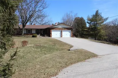 160 Can Robert Street, Centre Wellington, On N1m 3b9