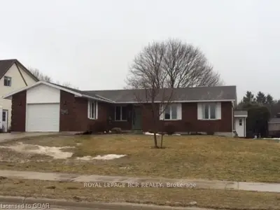 310 Sligo Road E, Wellington North, On N0g 2l2