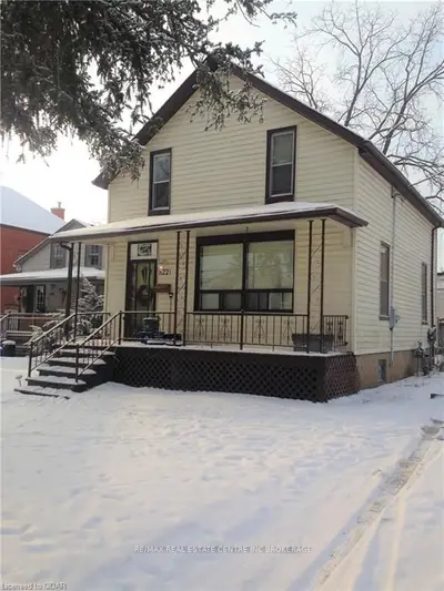822 Duke Street, Cambridge, On N3h 3t9