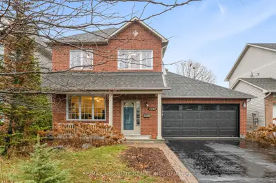 Detached in Orleans - Convent Glen and Area