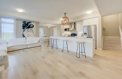 Condo Townhouse in Guelph/Eramosa
