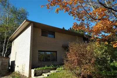 318 South Street, Centre Wellington, On N0b 1s0
