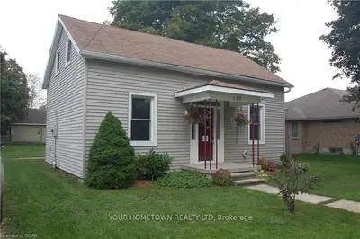 130 Chalmers Street, Centre Wellington, On N0b 1s0