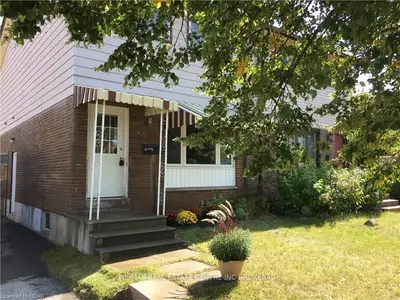 568 College Avenue W, Guelph, On N1g 1t6